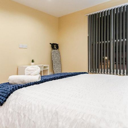 Cozy Flat In Walsall Town Centre Exterior foto