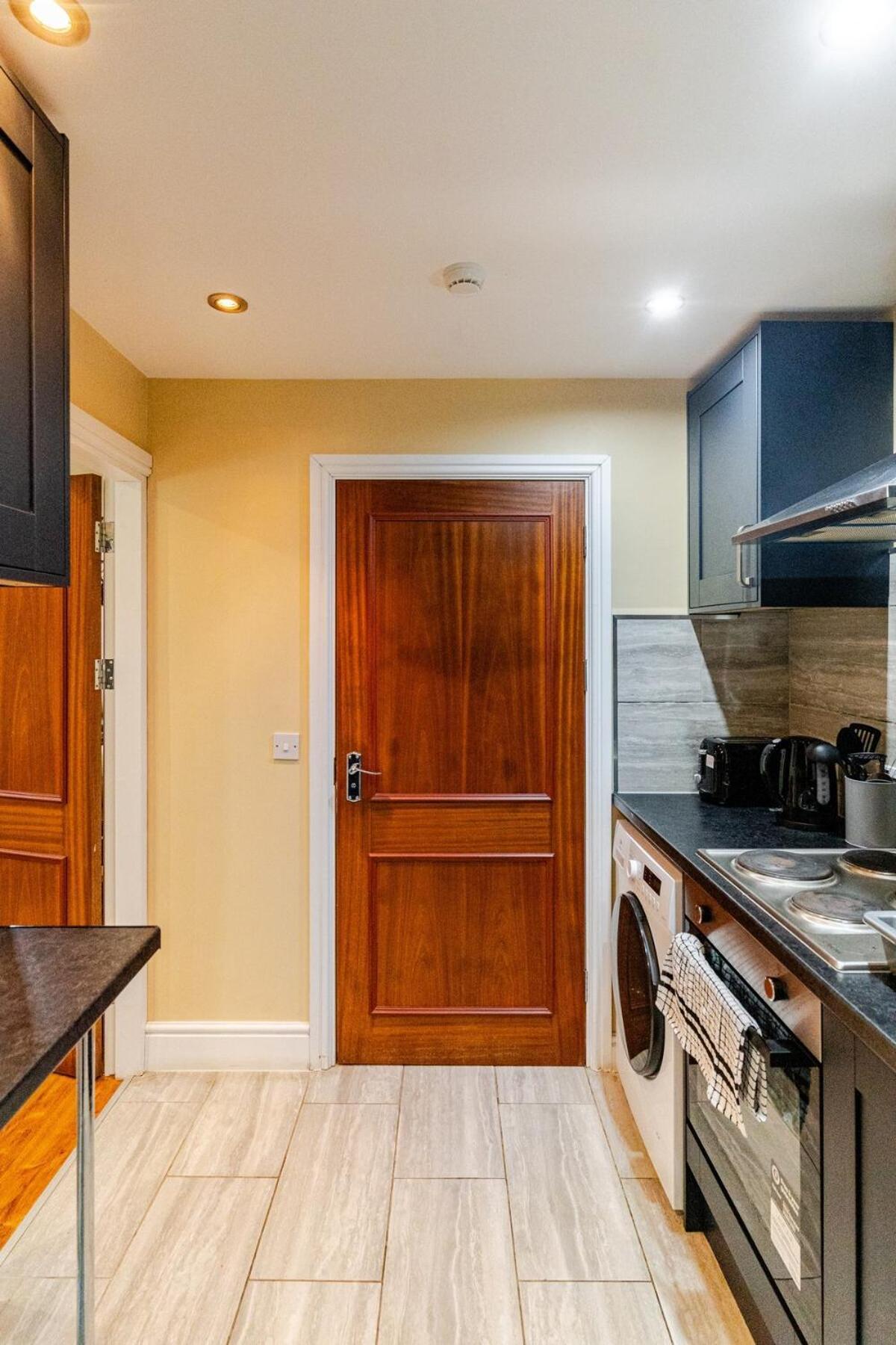 Cozy Flat In Walsall Town Centre Exterior foto